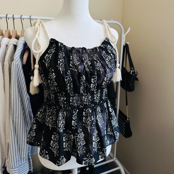 Moon River Anthropologie  |  black cream floral Peplum tank size Large NWoT - Picture 1 of 9
